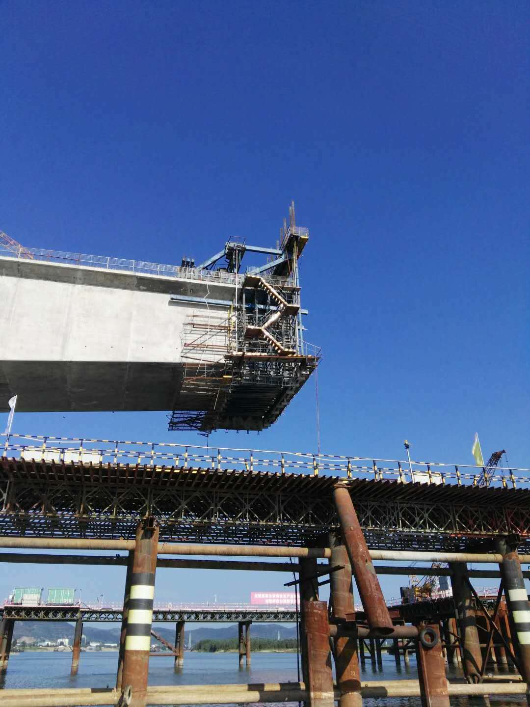連續(xù)梁張拉、壓漿技術交底